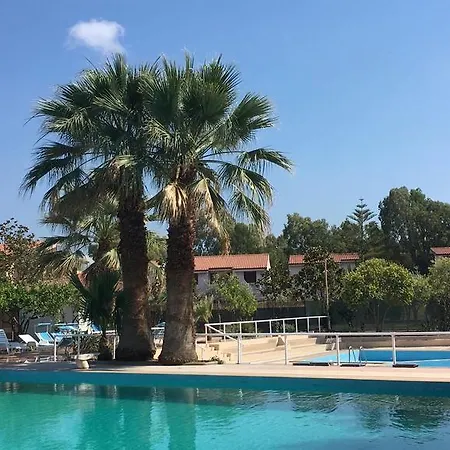 Villaggio Camping Pineta Mare Campsite Pizzo (Calabria)